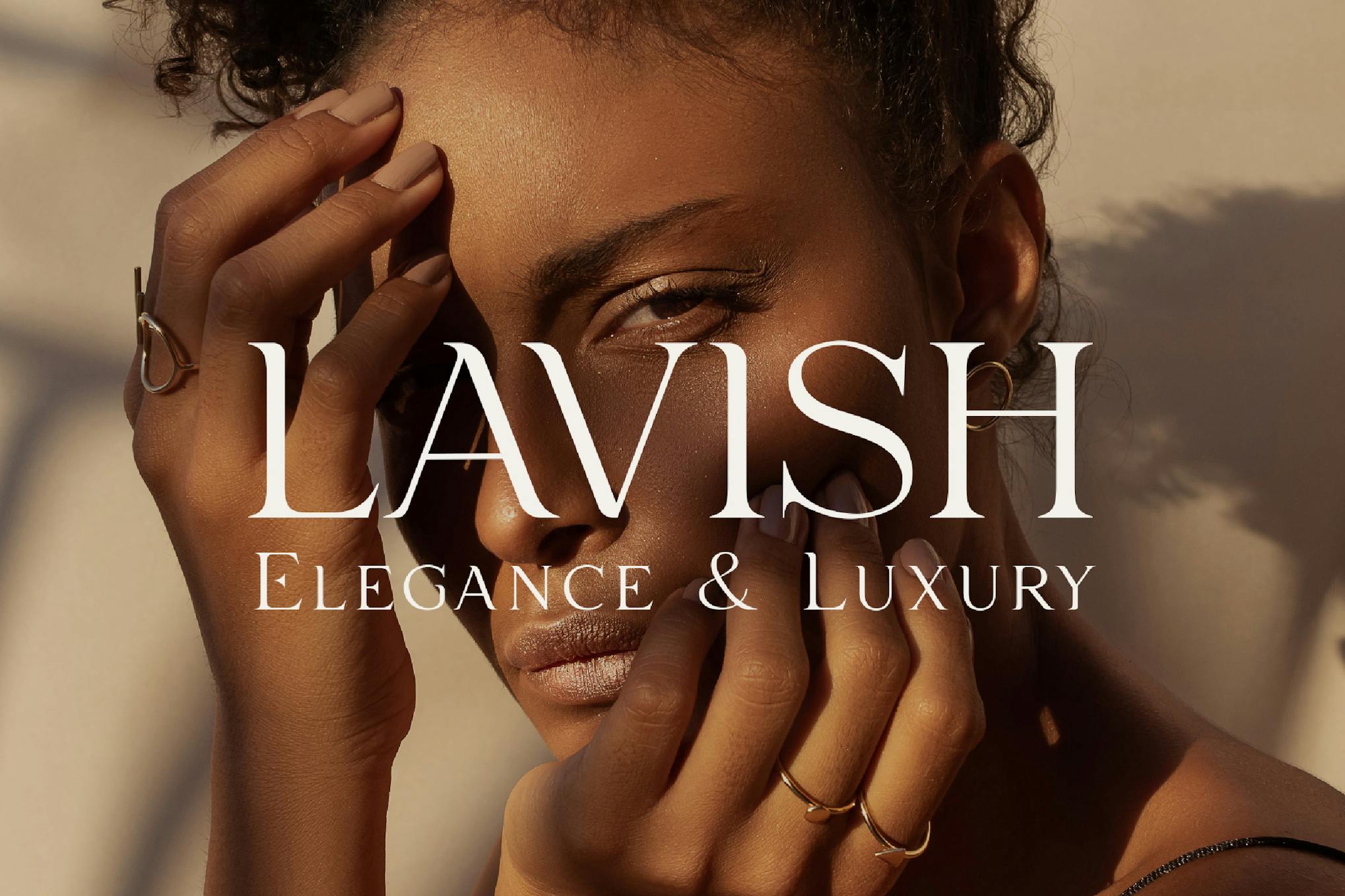 Lavish – Elegant Typeface