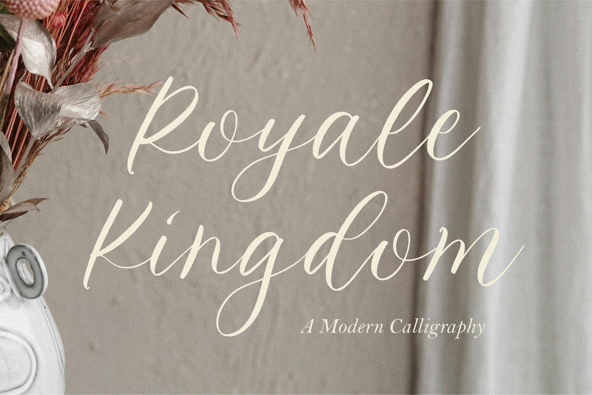 Royale Kingdom Script Font